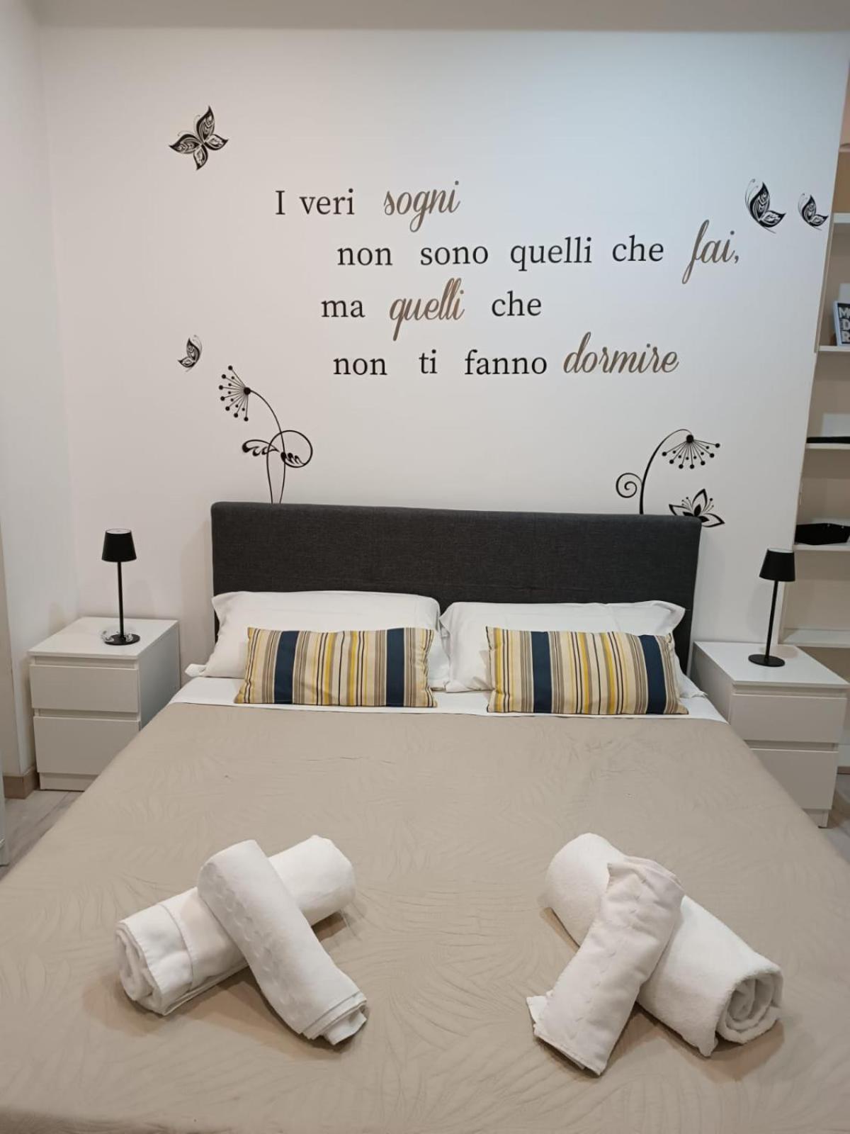 Studio Metro Bologna Rome Luaran gambar